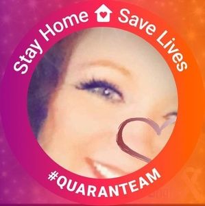 Meet your Posher, Lorie